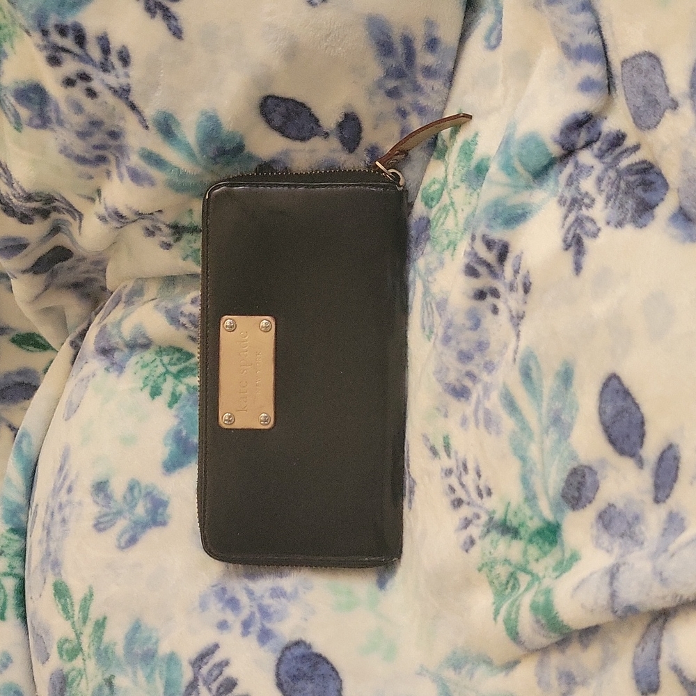 Older Kate Spade wallet